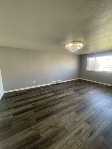 1419 Cardinal Dr, Scott Twp, PA 15243