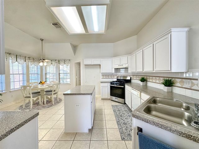 5822 Carta Valley Lane, Richmond, TX 77469