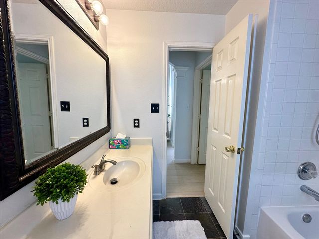 5822 Carta Valley Lane, Richmond, TX 77469