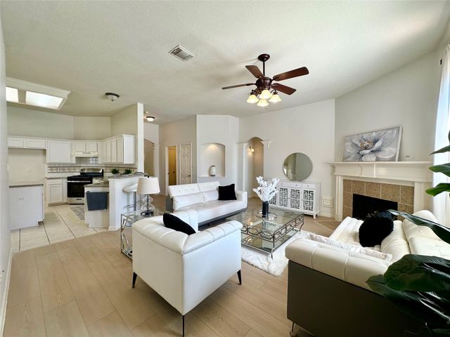 5822 Carta Valley Lane, Richmond, TX 77469