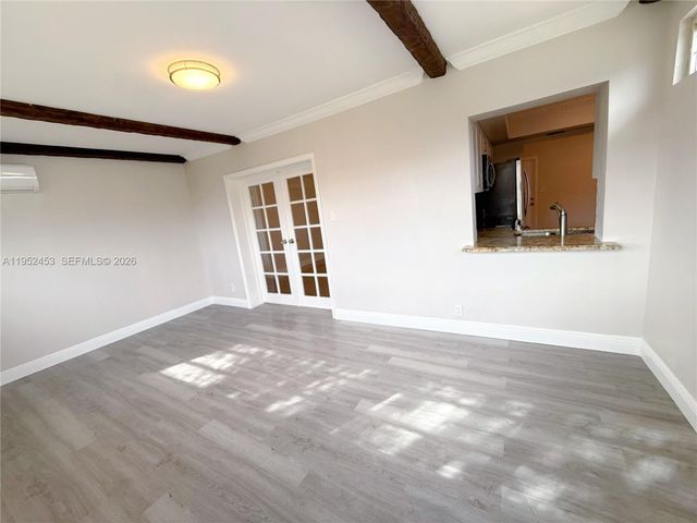 6360 SW 9th Pl, North Lauderdale, FL 33068