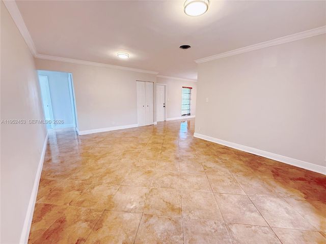 6360 SW 9th Pl, North Lauderdale, FL 33068