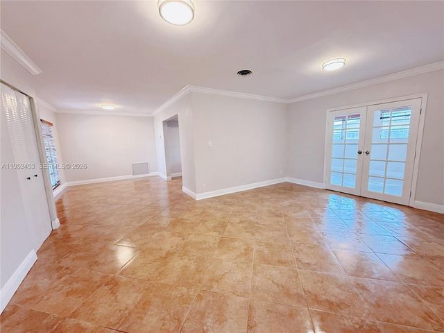 6360 SW 9th Pl, North Lauderdale, FL 33068