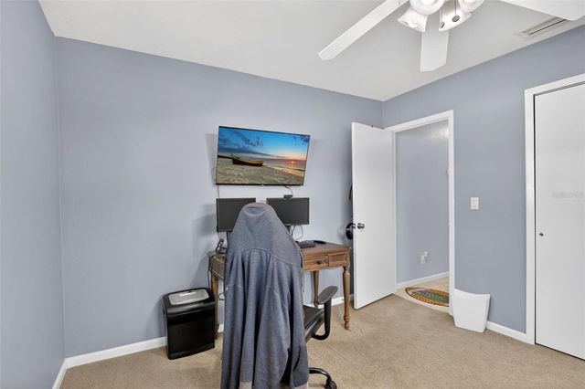 1305 SE 37TH TERRACE, Cape Coral, FL 33904