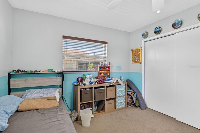 1305 SE 37TH TERRACE, Cape Coral, FL 33904