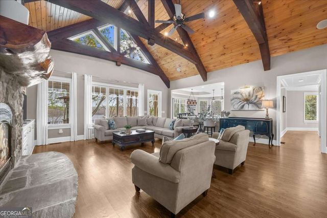 4833 Propes Drive, Oakwood, GA 30566