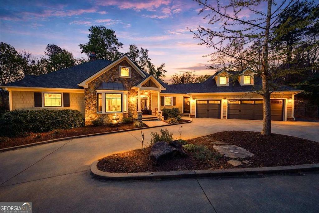 4833 Propes Drive, Oakwood, GA 30566