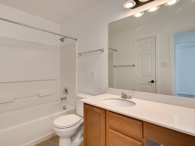 6705 Crosne ST, Austin, TX 78754