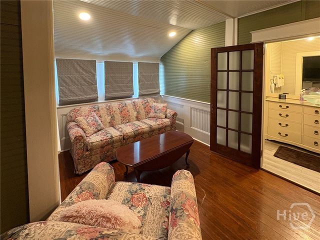 79 Georgia Avenue, Commerce, GA 30529