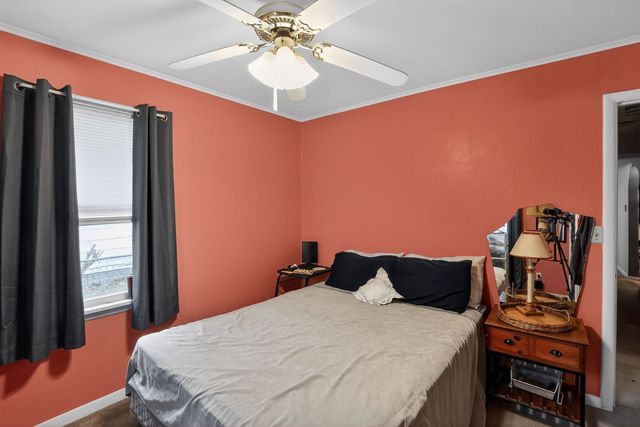 1006 Hester Avenue, Centralia, IL 62801