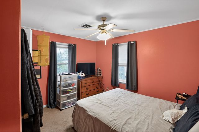 1006 Hester Avenue, Centralia, IL 62801