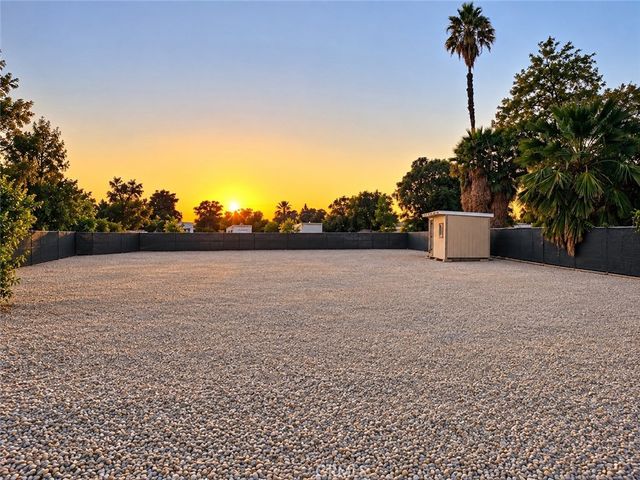 11046 Kadota, Pomona, CA 91766