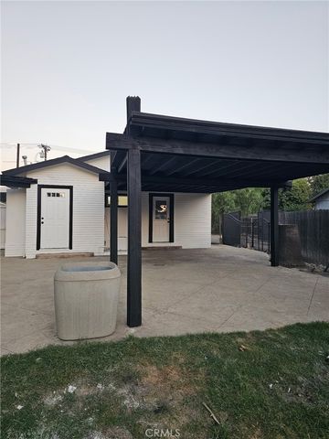 11046 Kadota, Pomona, CA 91766