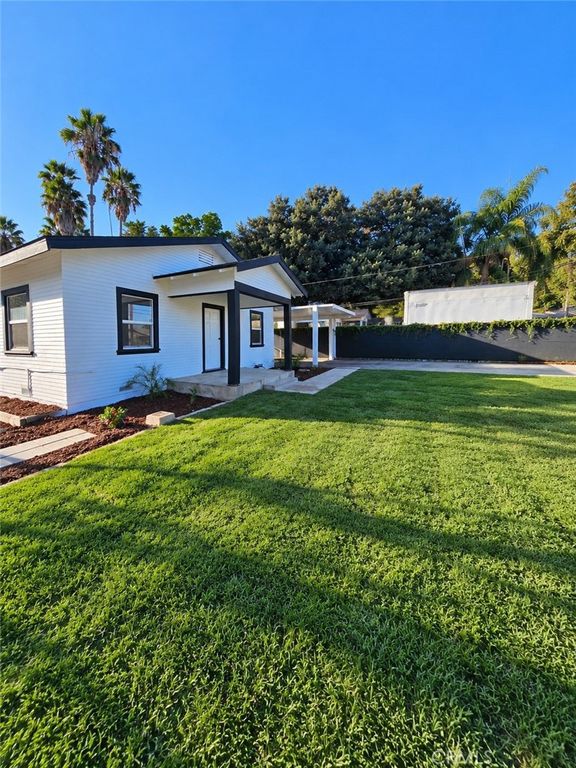 11046 Kadota, Pomona, CA 91766