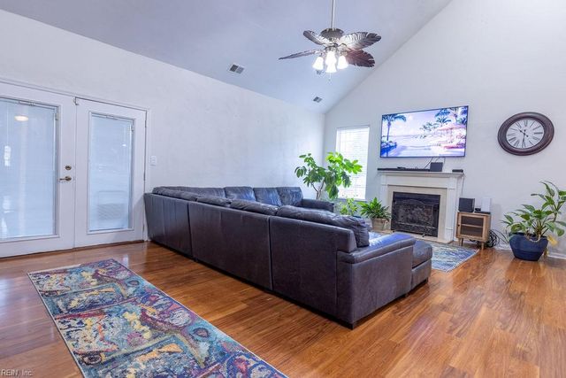 2308 Angler LN, Chesapeake, VA 23323