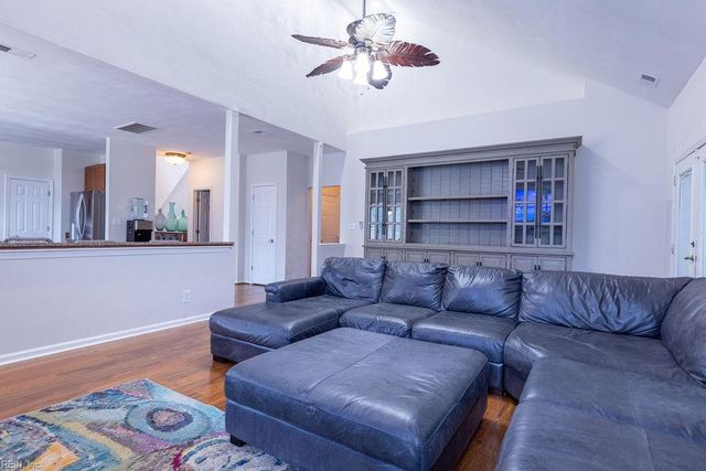2308 Angler LN, Chesapeake, VA 23323
