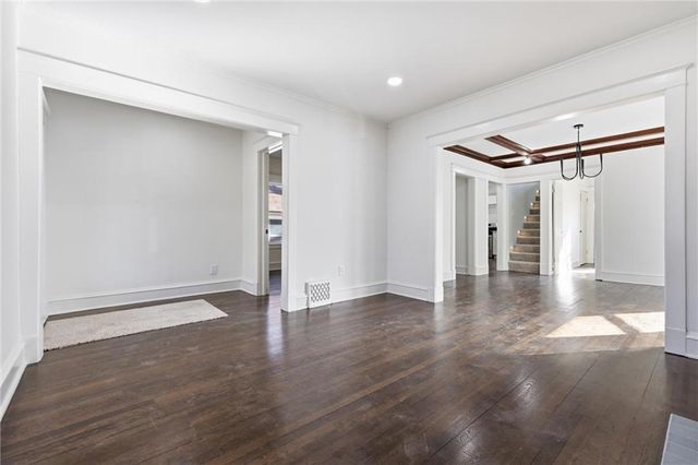 4223 Bell Street, Kansas City, MO 64111