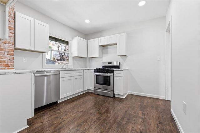 4223 Bell Street, Kansas City, MO 64111