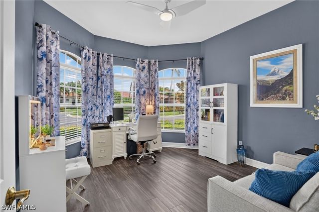 6062 Divot CT, Naples, FL 34113