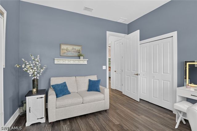 6062 Divot CT, Naples, FL 34113