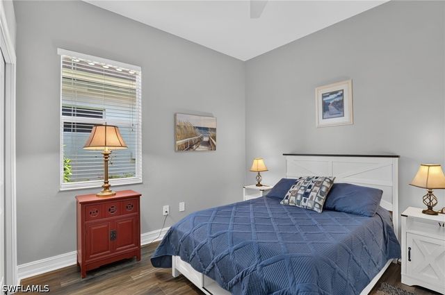 6062 Divot CT, Naples, FL 34113