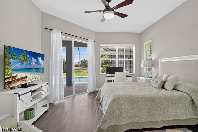 6062 Divot CT, Naples, FL 34113