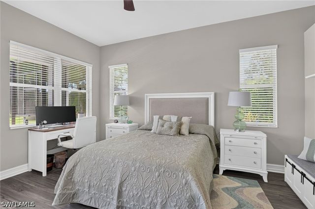 6062 Divot CT, Naples, FL 34113