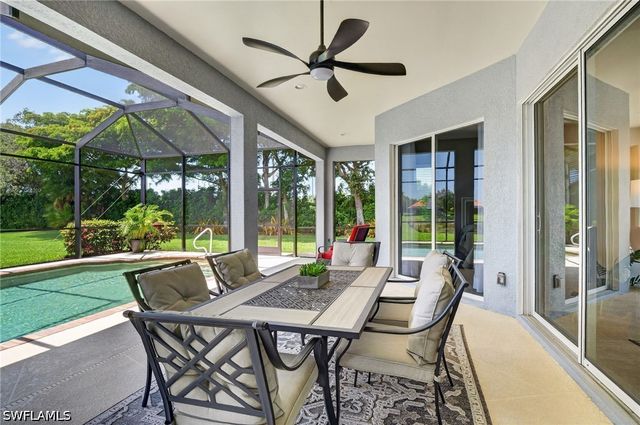 6062 Divot CT, Naples, FL 34113
