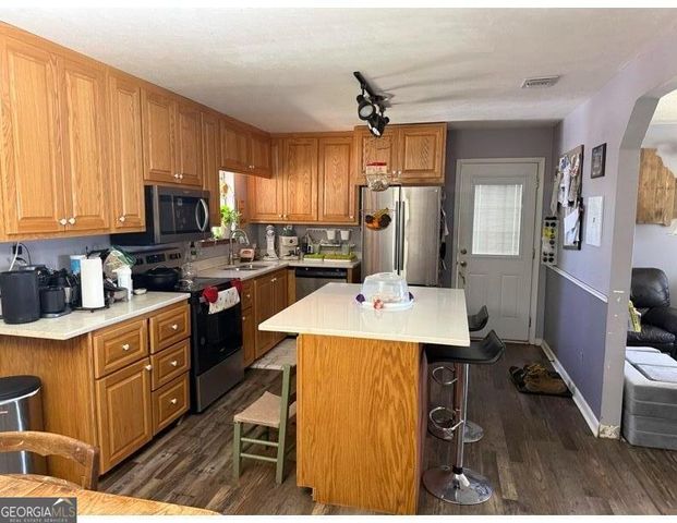 725 Strickland Town Road, Luthersville, GA 30251