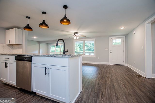 61 Davenport Mill Road, Carrollton, GA 30117