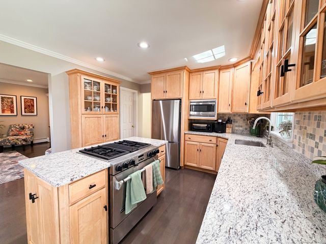 104 Pulpit Rock Road, Woodstock, CT 06281