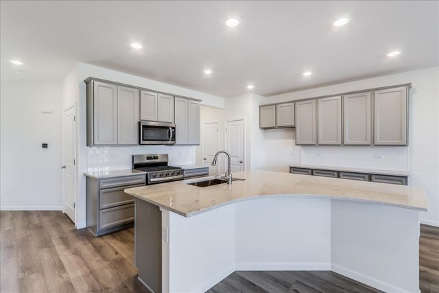 616 Switchgrass Lane 61005, Bolingbrook, IL 60490