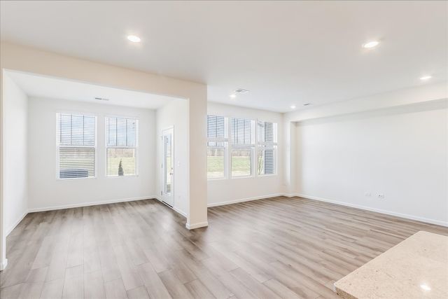 616 Switchgrass Lane 61005, Bolingbrook, IL 60490