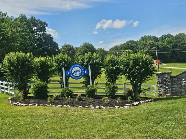 328 Duck Blind Rd, Clifton, TN 38425