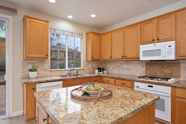 1218 Darling Way, Folsom, CA 95630