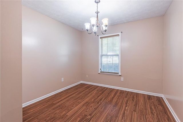 2040 Wendover Drive, Snellville, GA 30078