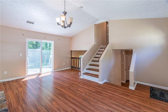 2040 Wendover Drive, Snellville, GA 30078