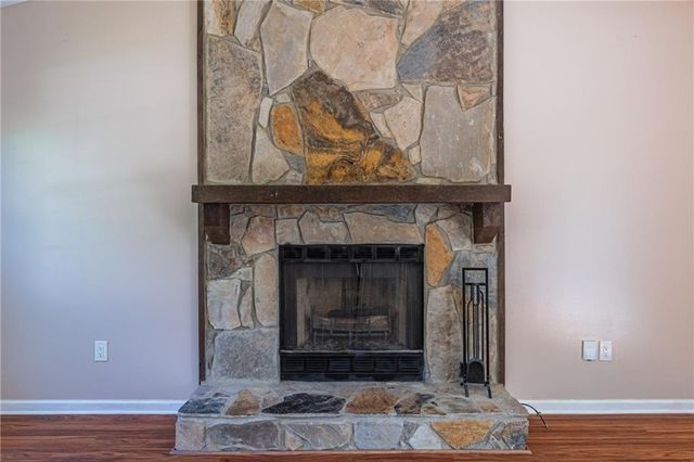 2040 Wendover Drive, Snellville, GA 30078