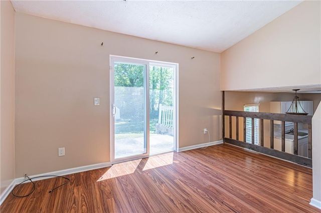 2040 Wendover Drive, Snellville, GA 30078