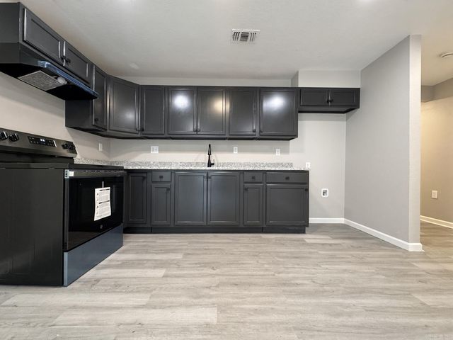 4418 W 27Th St, Little Rock, AR 72204