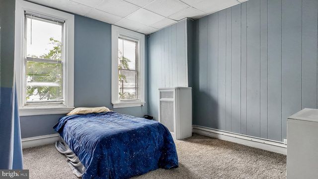 5825 NORFOLK ST, Philadelphia, PA 19143