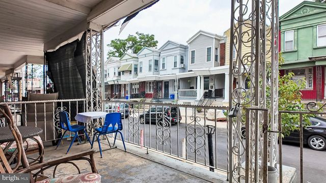 5825 NORFOLK ST, Philadelphia, PA 19143