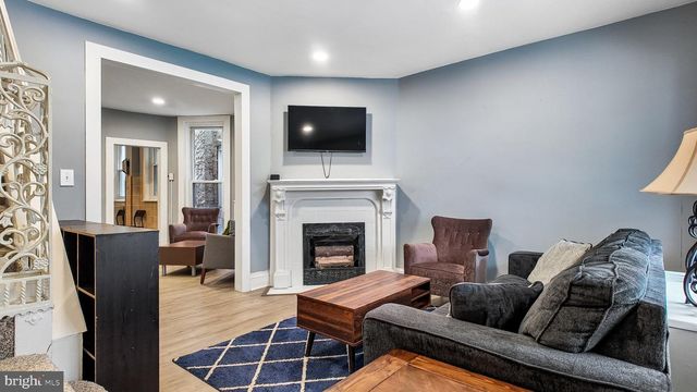 5825 NORFOLK ST, Philadelphia, PA 19143