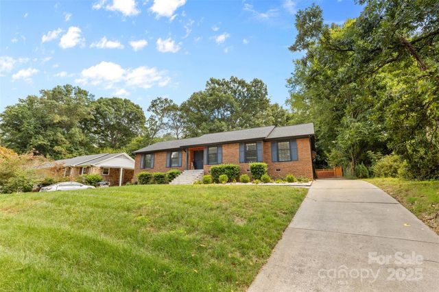 4500 Dawnwood Drive, Charlotte, NC 28212