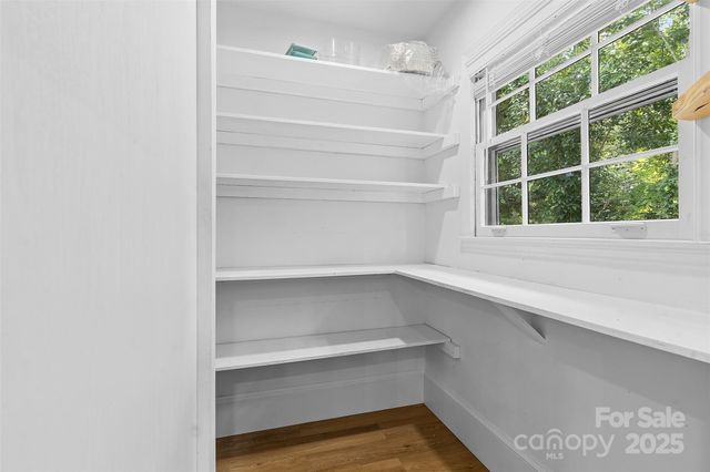 4500 Dawnwood Drive, Charlotte, NC 28212