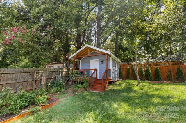 4500 Dawnwood Drive, Charlotte, NC 28212