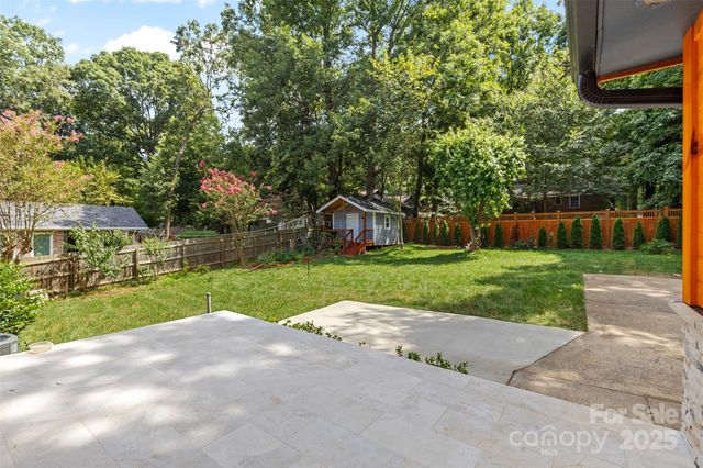 4500 Dawnwood Drive, Charlotte, NC 28212