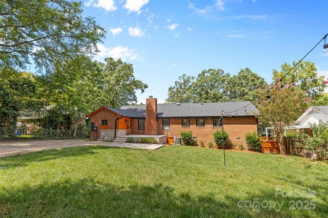 4500 Dawnwood Drive, Charlotte, NC 28212