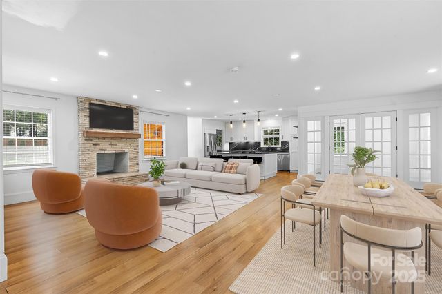 4500 Dawnwood Drive, Charlotte, NC 28212