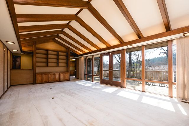 91 Pebble Beach Drive, Little Rock, AR 72212